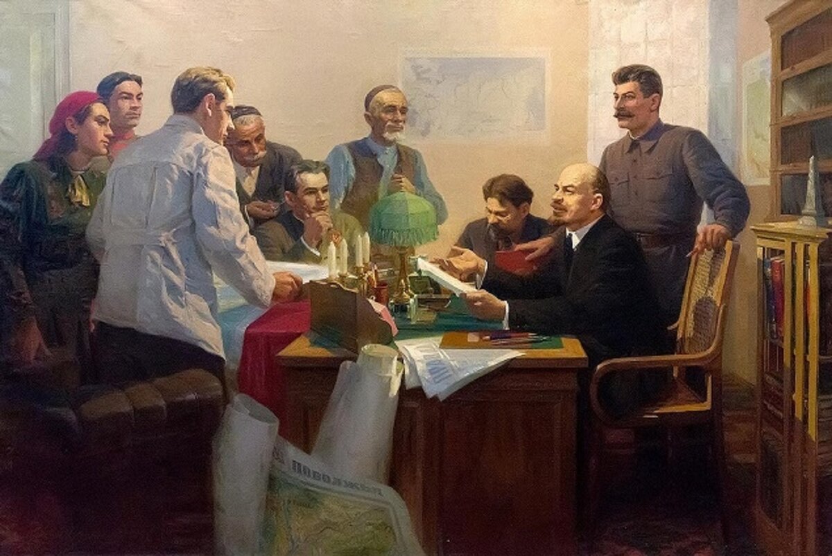 Мифология образования ТАССР, отраженная в картине. Главный посыл - "Татары обсуждают образование ТАССР с Лениным и Сталиным" 