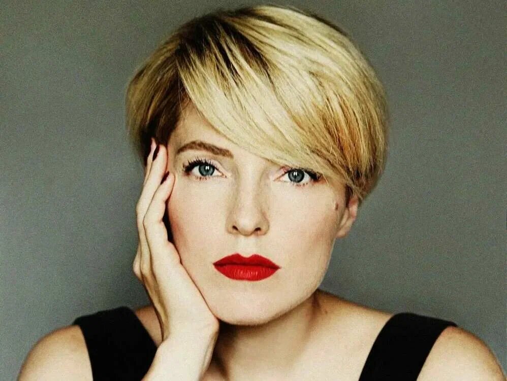 Все сегодняшние девчонки не только прекрасные вокалистки, а еще и красивые стильные девушки. Смотреть на них одно удовольствие. Фото Яндекс.Картинки.