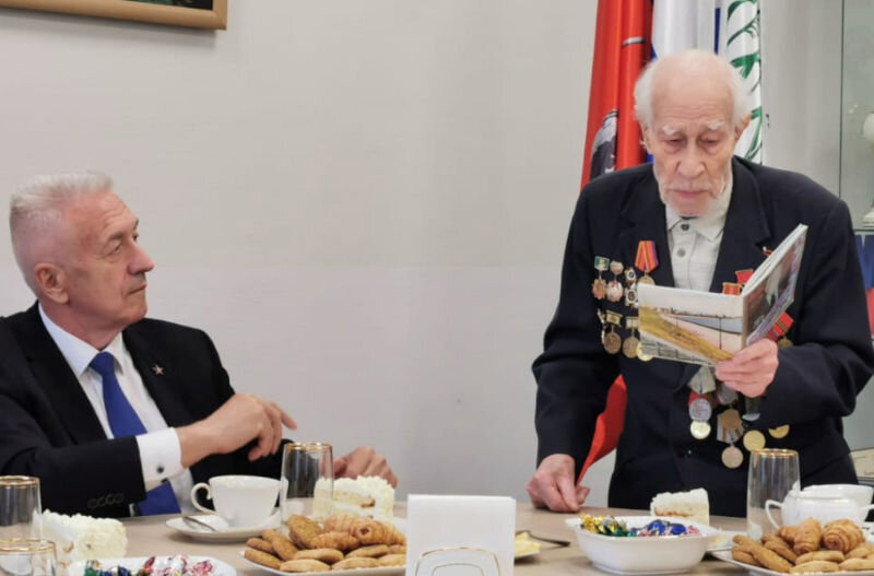    П.А. Андреев - стихи как историческая память (фото: Волгоградская областная Дума)