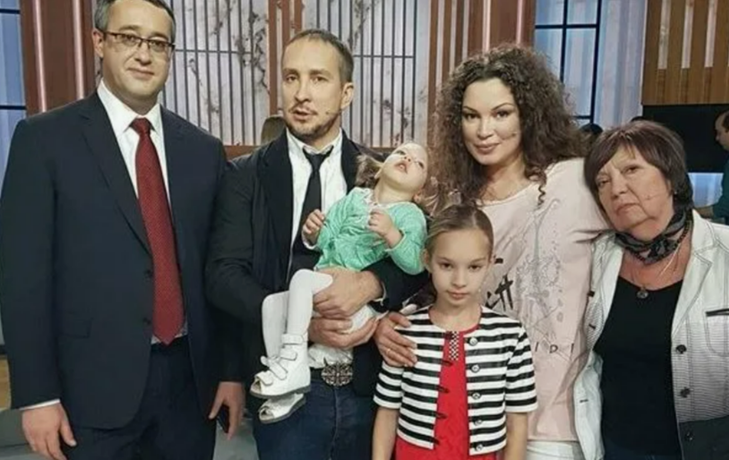 Данко с семьей на ТВ-шоу