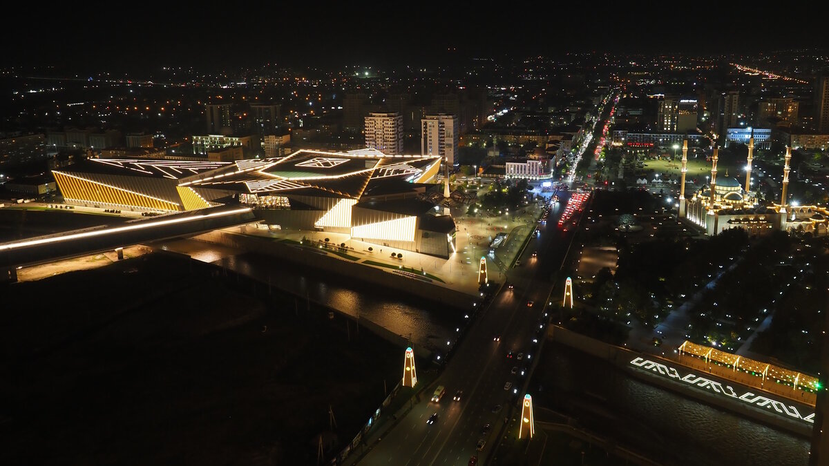 Вид со смотровой площадки Грозный-Сити
