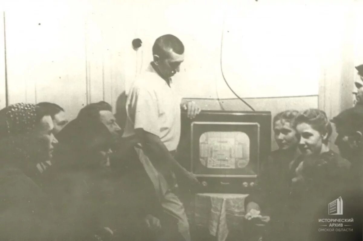    Говорят и показывают.