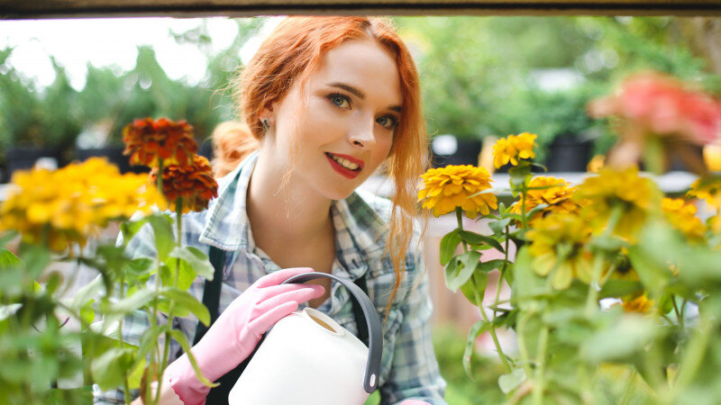     Цветы. freepik.com/garetsvisual