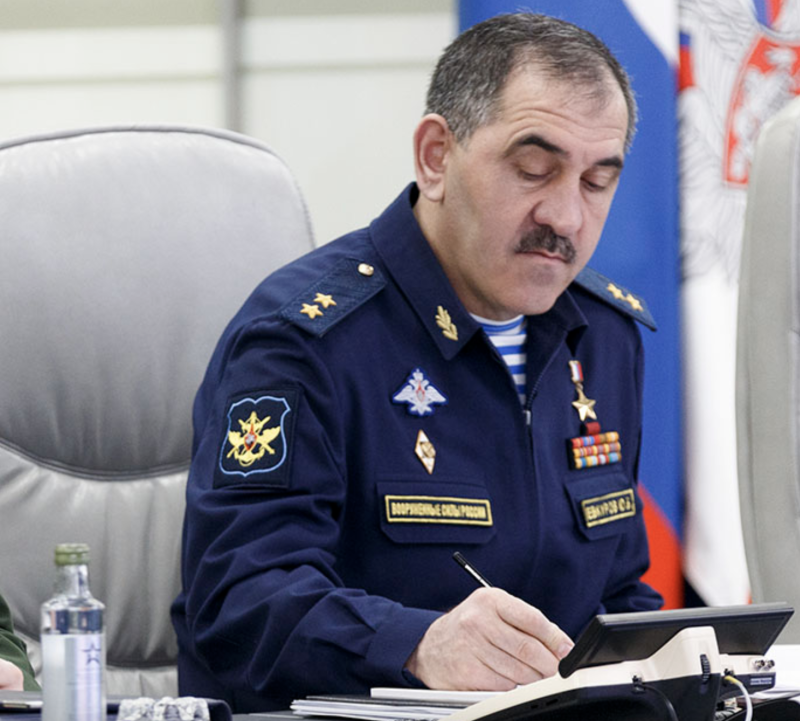 Кто будет министром обороны России: Аналитики ставят на двух генералов ...