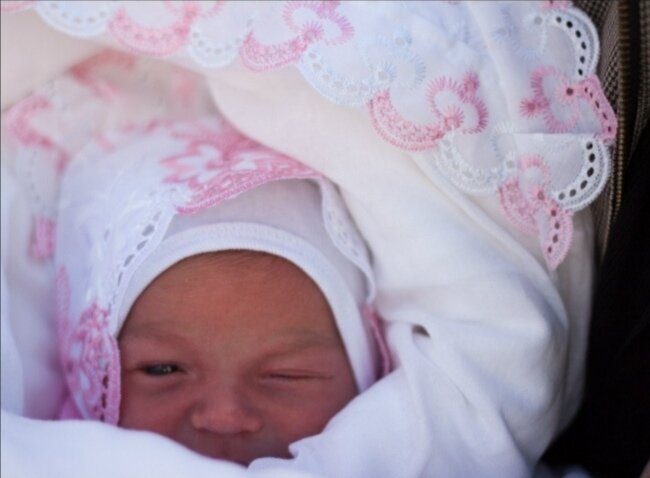 Выписка из роддома 4 мая 2012 года 