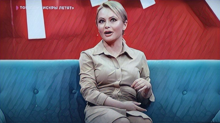 Дана: "Любому наркоману, любому алкоголику всегда кажется, что никто никогда не замечает в каком он состоянии находится!"