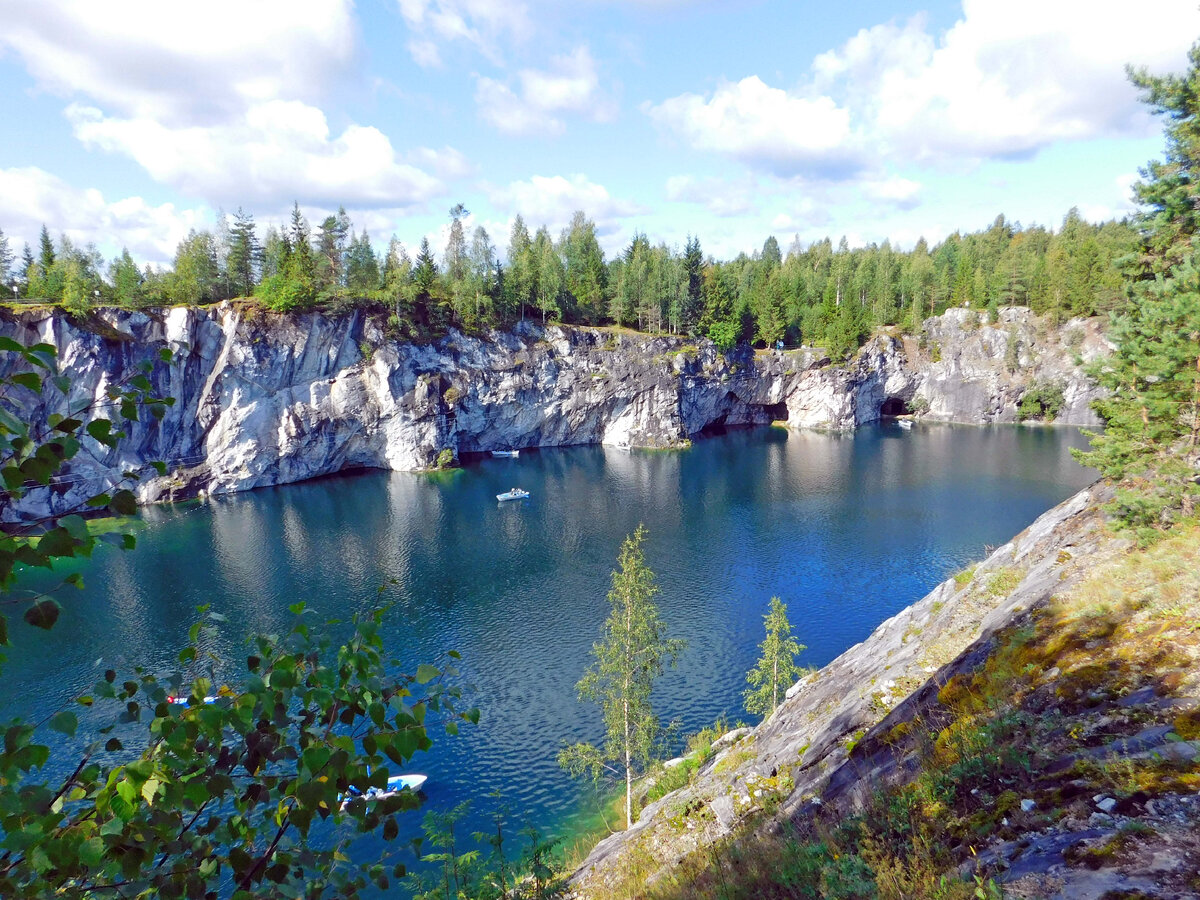 Большой Мраморный каньон, горный парк "Рускеала". авг.2016 г. Фото автора.