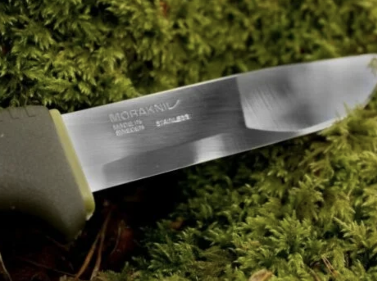 Нож модели Morakniv Bushcraft Forest производства шведской ножевой фабрики Moraразработан для любителей активного отдыха – охотников, рыболовов, туристов, альпинистов и т.д.-2