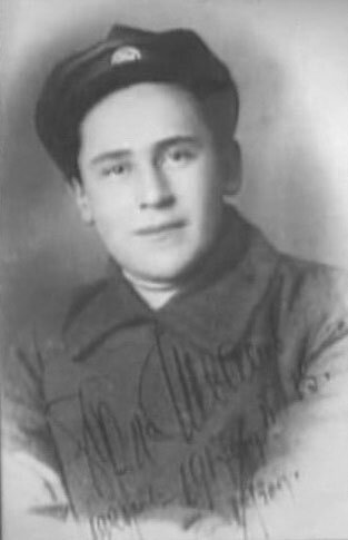 Борис Ливанов в молодости