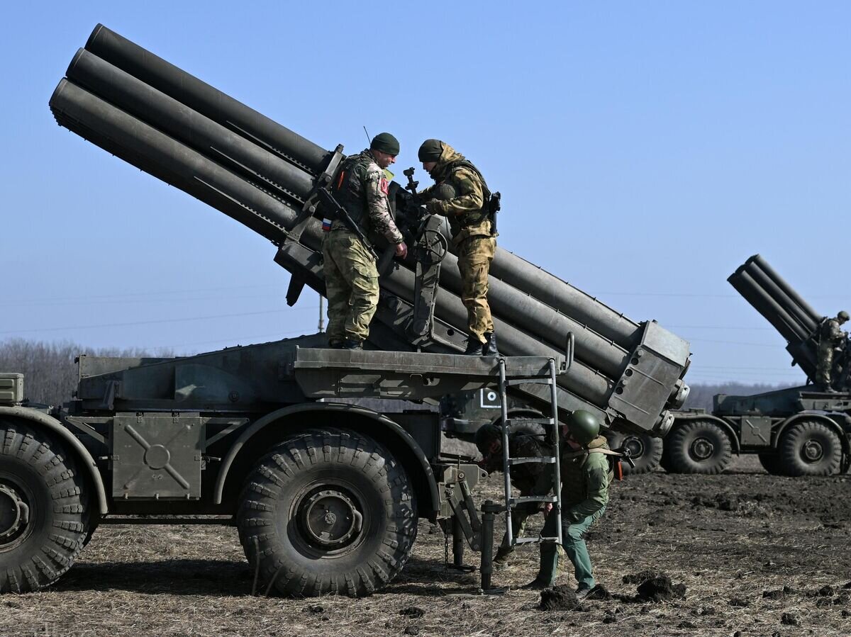    Боевая работа артдивизиона ЦВО на Авдеевском направлении© РИА Новости / Станислав Красильников