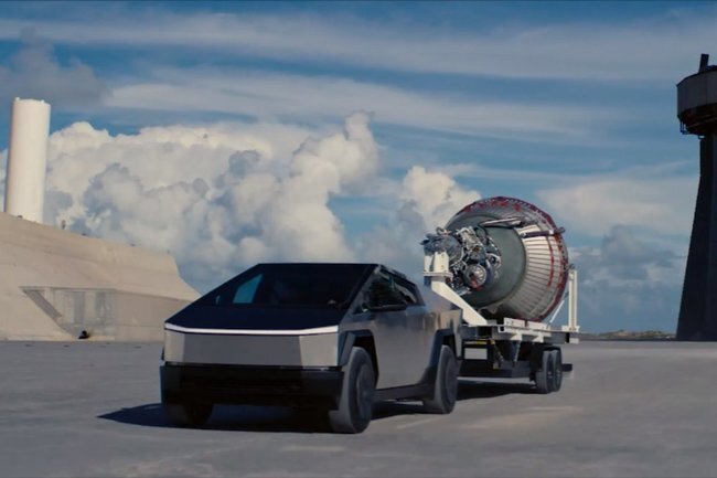   Tesla Cybertruck