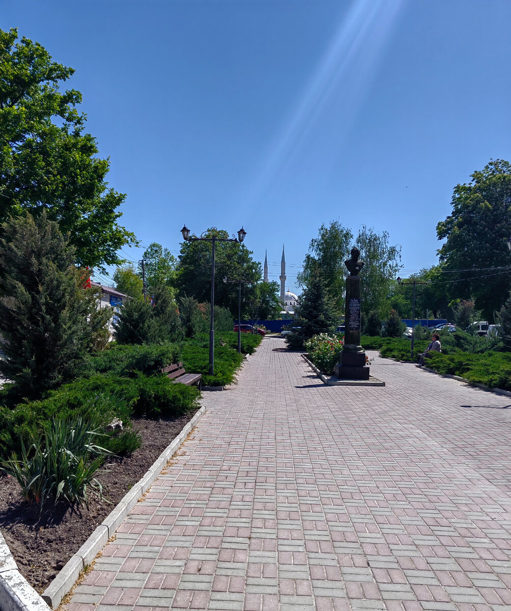 Сегодня к нам вернулось лето. Солнечное и теплое утро