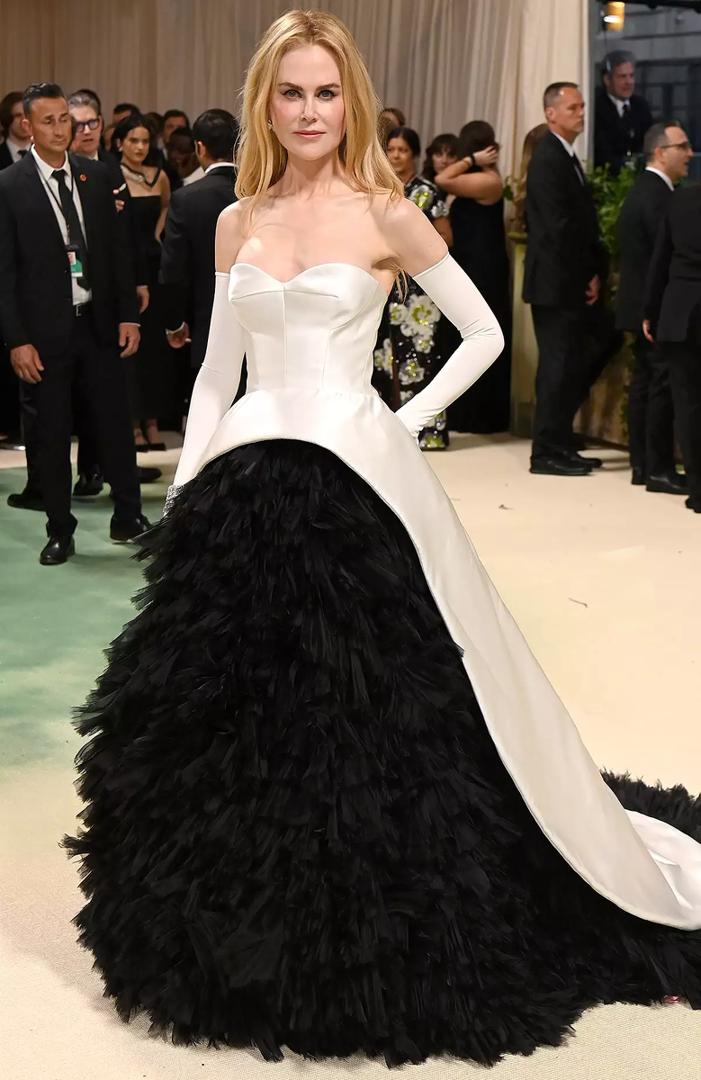  Met Gala 2024 - .    -,       .-18