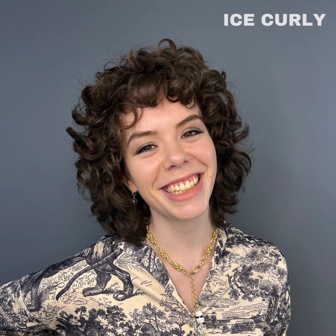 Если все сделано верно, каст легко разбивается, а вместо него остаются объемные легкие завитки.