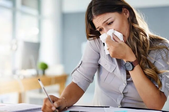    О чем говорит цвет слизи при насморке?