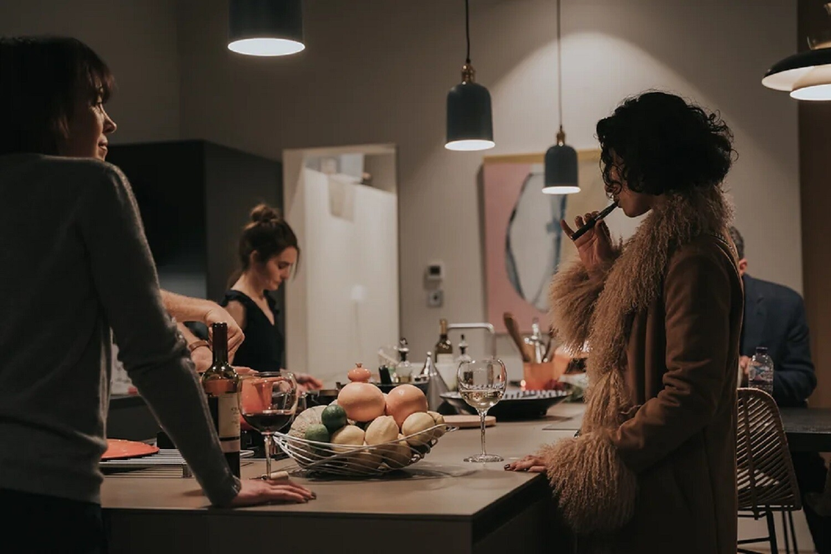 Оливия Уильямс, Ширли Хендерсон, Индира Варма