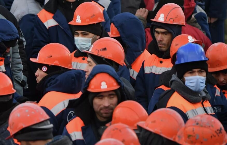    Таджикистан в панике. Россия разворачивает мигрантов назад