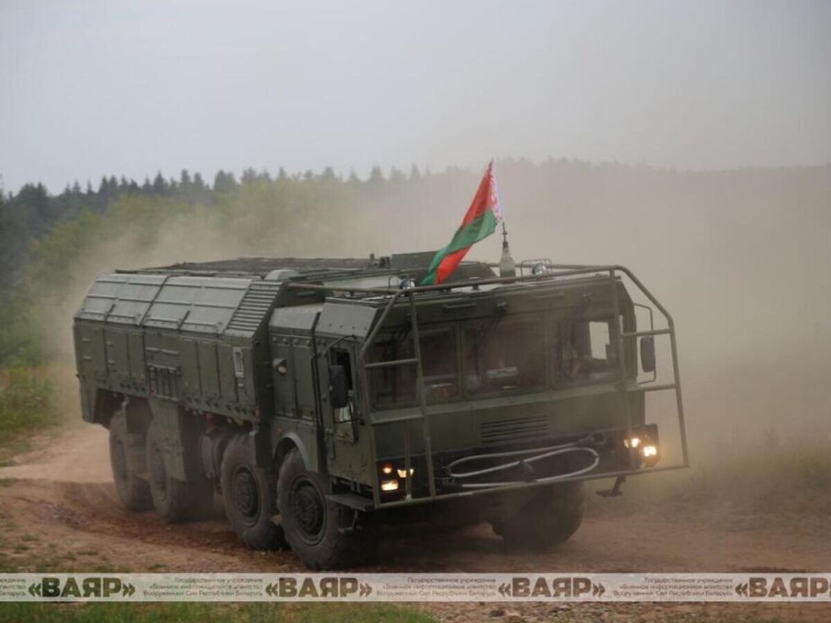    Оперативно-тактический ракетный комплекс "Искандер" вооруженных сил Белоруссии© Фото : Министерство обороны Республики Беларусь/ВАЯР