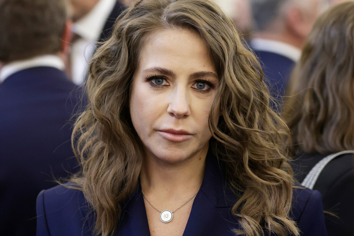 Ведущая Юлия Барановская на церемонии инаугурации президента РФ Владимира Путина в Кремле, 7 мая 2024 года    📷