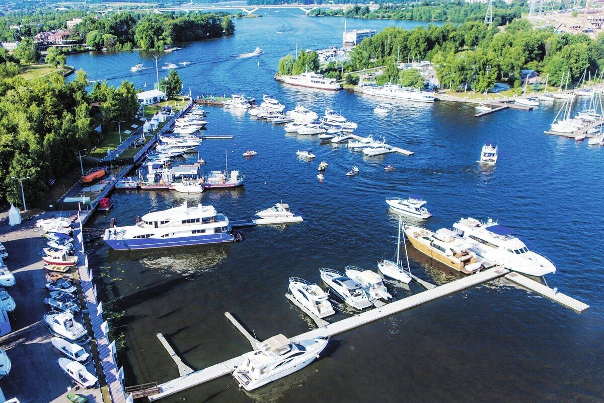 Международный московский яхтенный порт в Водниках