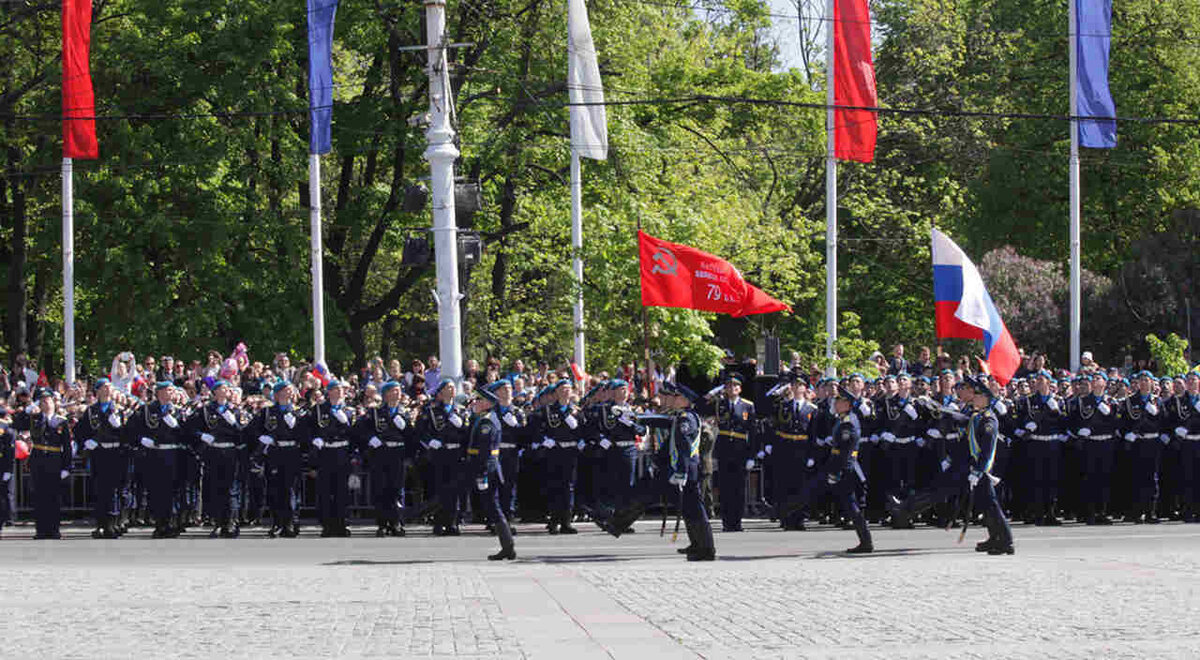 К проведению военного парада в Воронеже 9 Мая всё готово | Горком36 |  Воронеж | Дзен