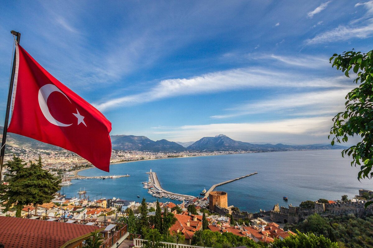   Хотите успеть отдохнуть в Турции в мае? Пишите, подберём вам отличный вариант для отдыха🌴 
Турагенство HelenTour
📱 +7 965 309-72-69 (whatsapp)
💻 @HelenTour (telegram)