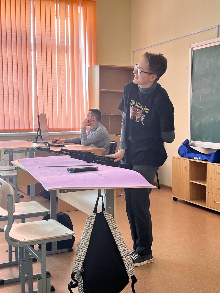 На уроках 😄