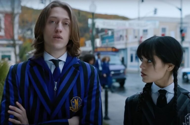    Фото: кадр из телесериала "Уэнсдей", 2022г, реж. Тим Бертон, Netflix Маргарита Салахова