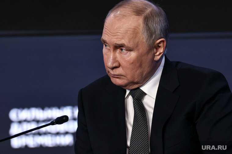 В новом указе Путина идет упор на национальные цели развития, касающиеся жизни россиян Фото: Владимир Андреев © URA.RU 