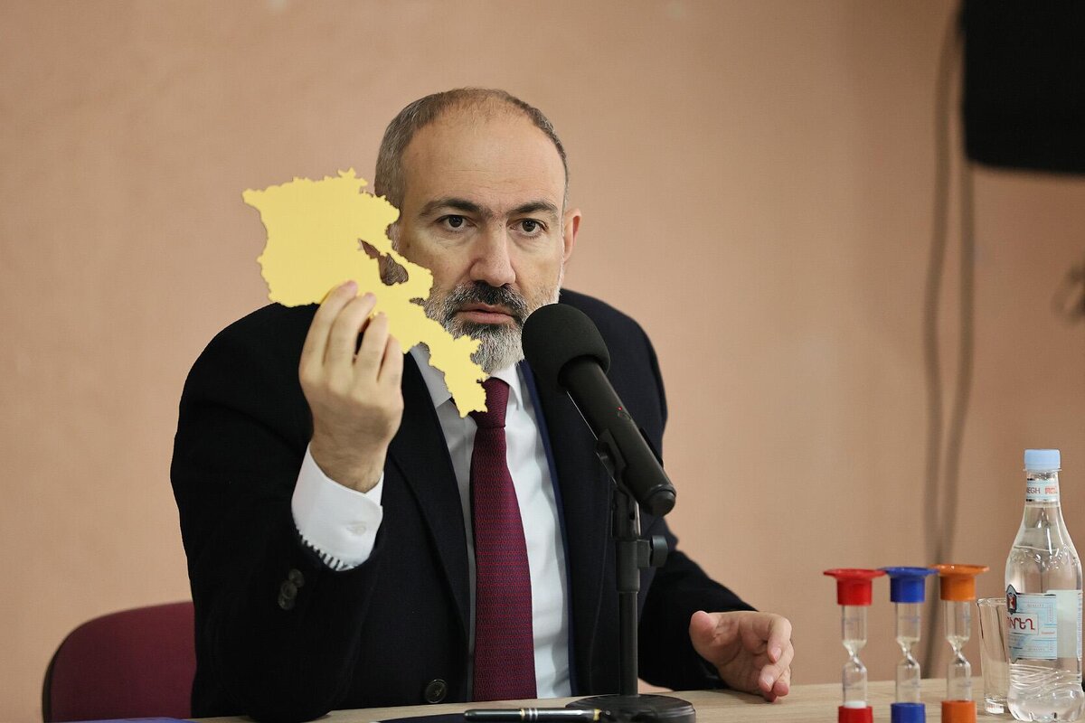 © Photo:press office of the Prime Minister of RA