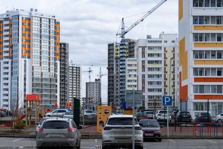    Покупатели квартир Закамья пополнили эскроу-счета на 3,9 млрд рублей.   
Фото: Олег Спиридонов