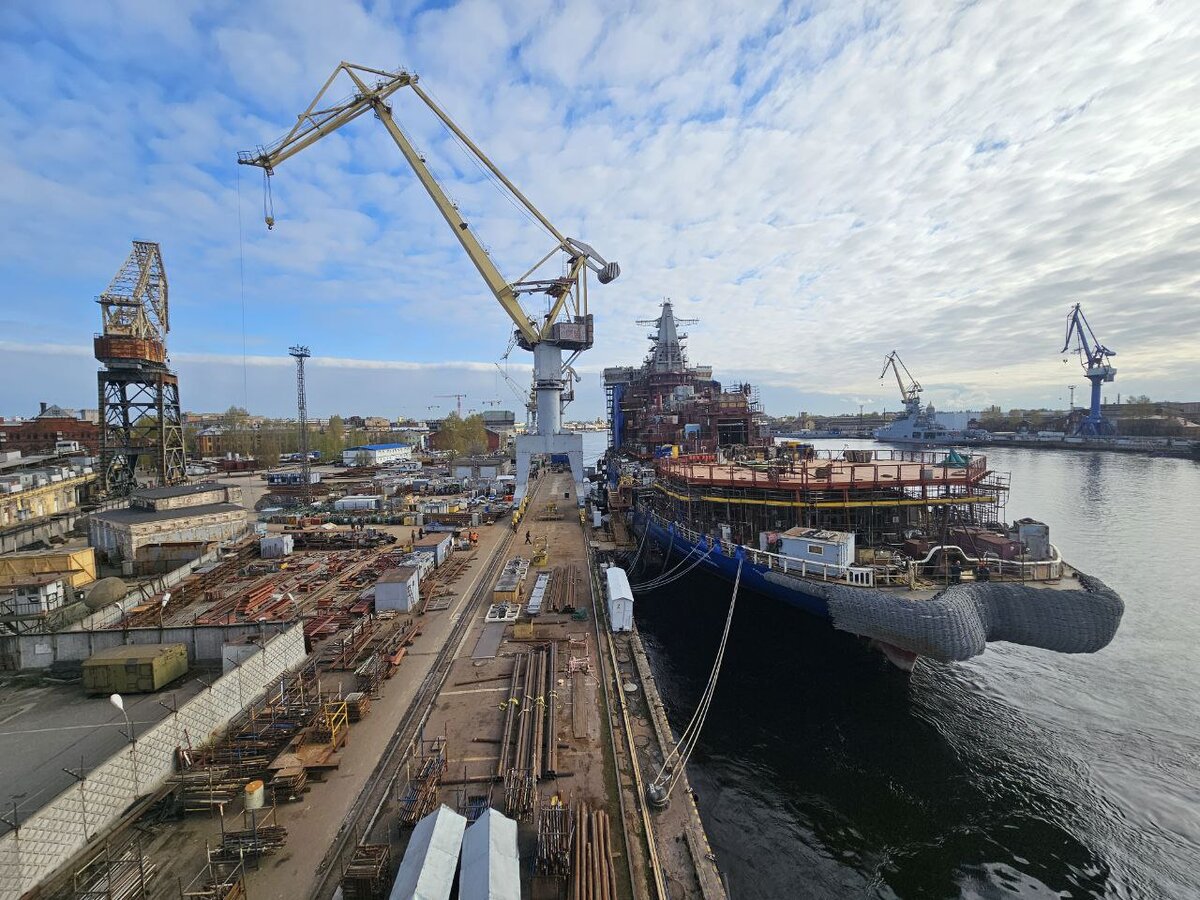 ОСК приступила к швартовным испытаниям на атомного ледокола "Якутия"