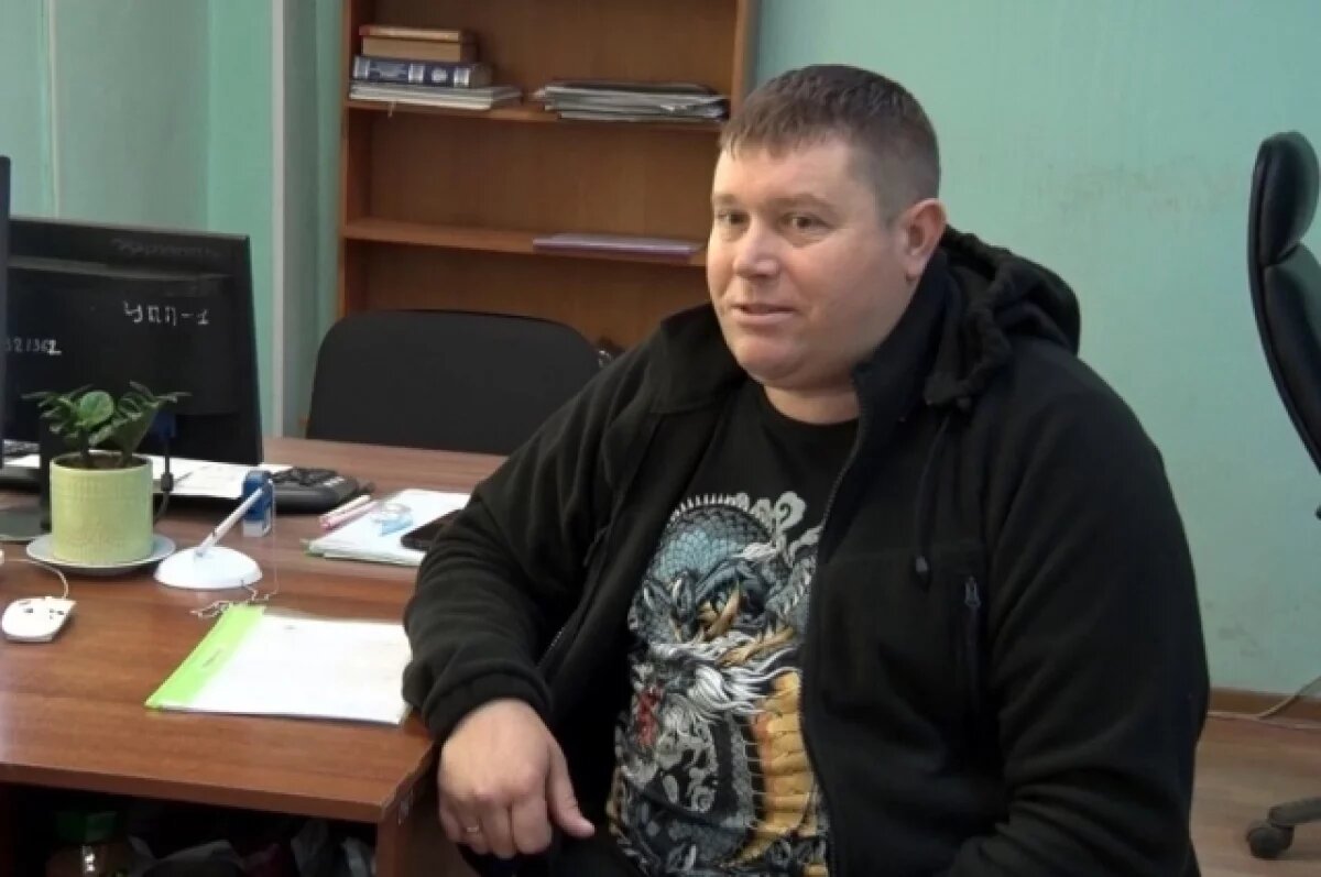    Водитель такси Константин Кузьменко не стал оставлять малышку наедине с пьяной матерью и поехал в полицию.