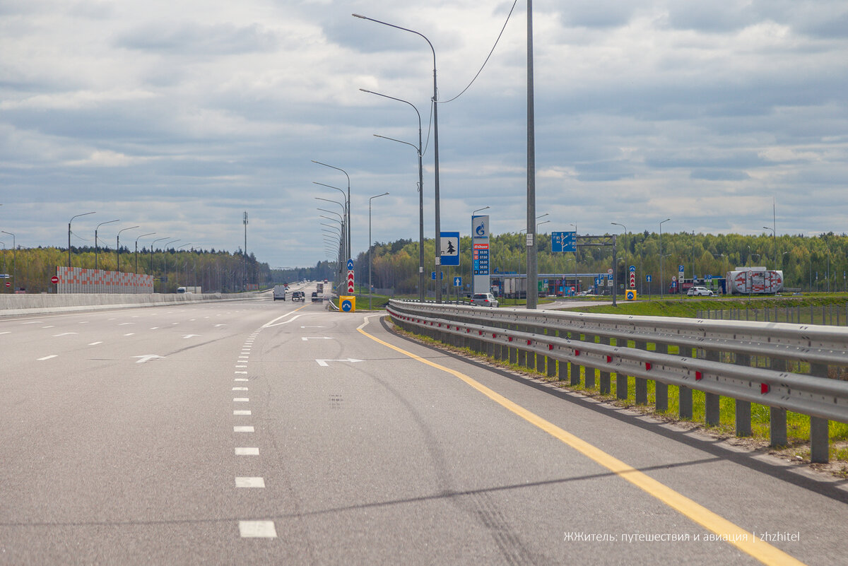 Прокатились по новой трассе М-12. Строительство платной дороги началось в 2021 году, а уже в декабре 2023 было открыто движение от Москвы до Казани.-4