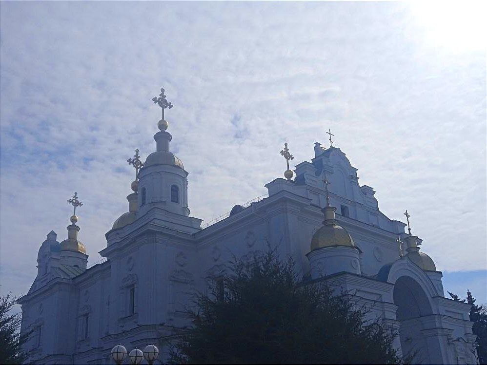 В этот день побывайте в храме и помяните в своих молитвах жен-мироносиц 