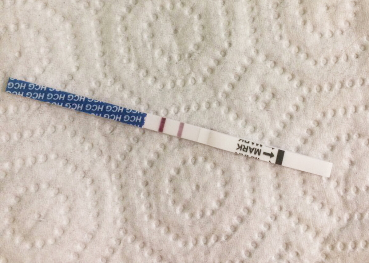 - то самое фото с долгожданными полосочками моей ученицы, которая уже - счастливая мама!