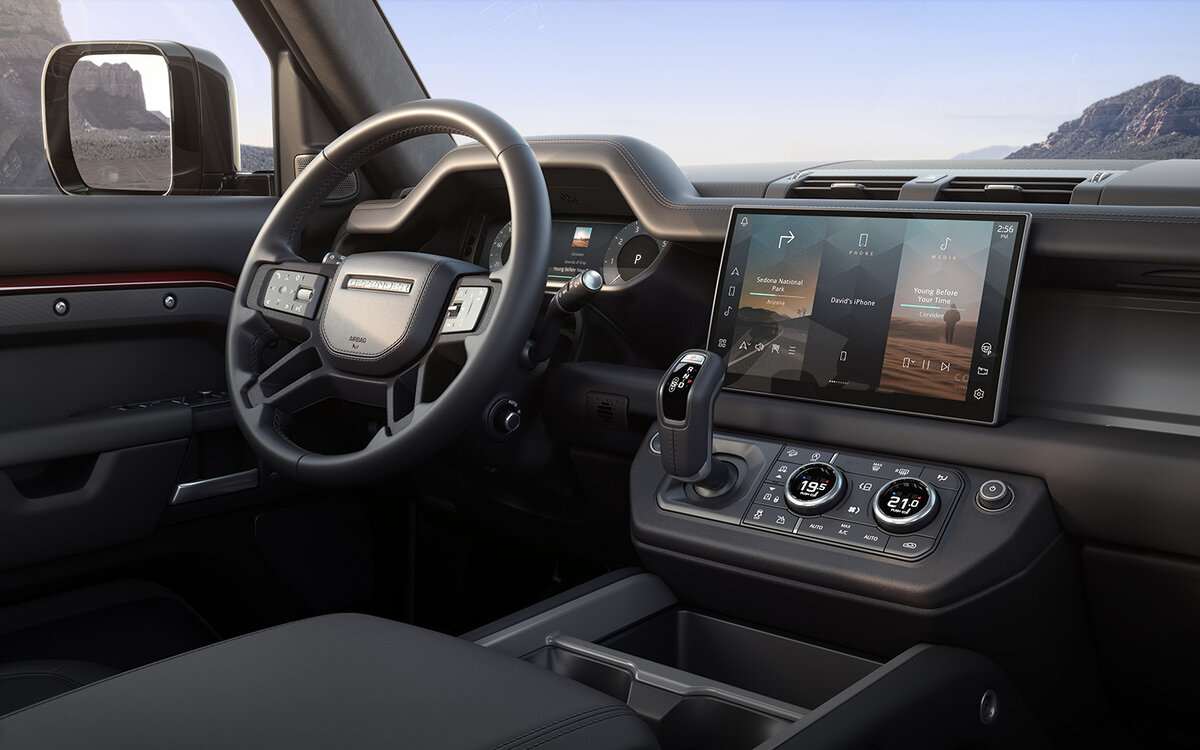 Jaguar Land Rover📷Land Rover Defender 110 Sedona Edition