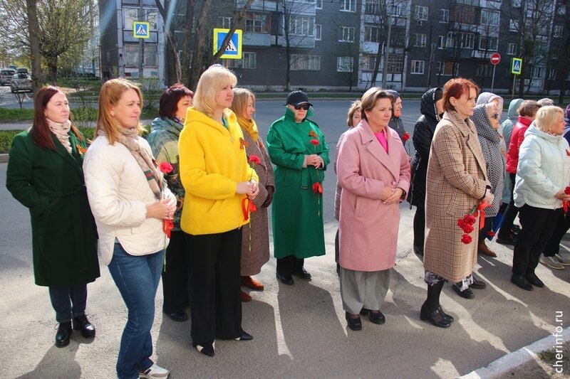    Акция "Мы помним", посвященная 79-й годовщине Победы, прошла сегодня на Луначарского, 5.