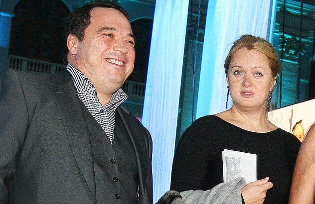 Как выглядит 24 год Анфиса Чехова показала фото в 18 лет (почти не изменилась)