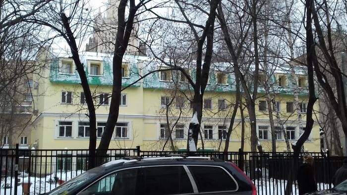 Здание НМУ (найдено в интернете)