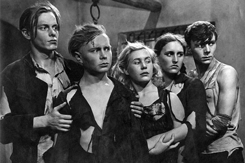 Кадр из фильма «Молодая гвардия»