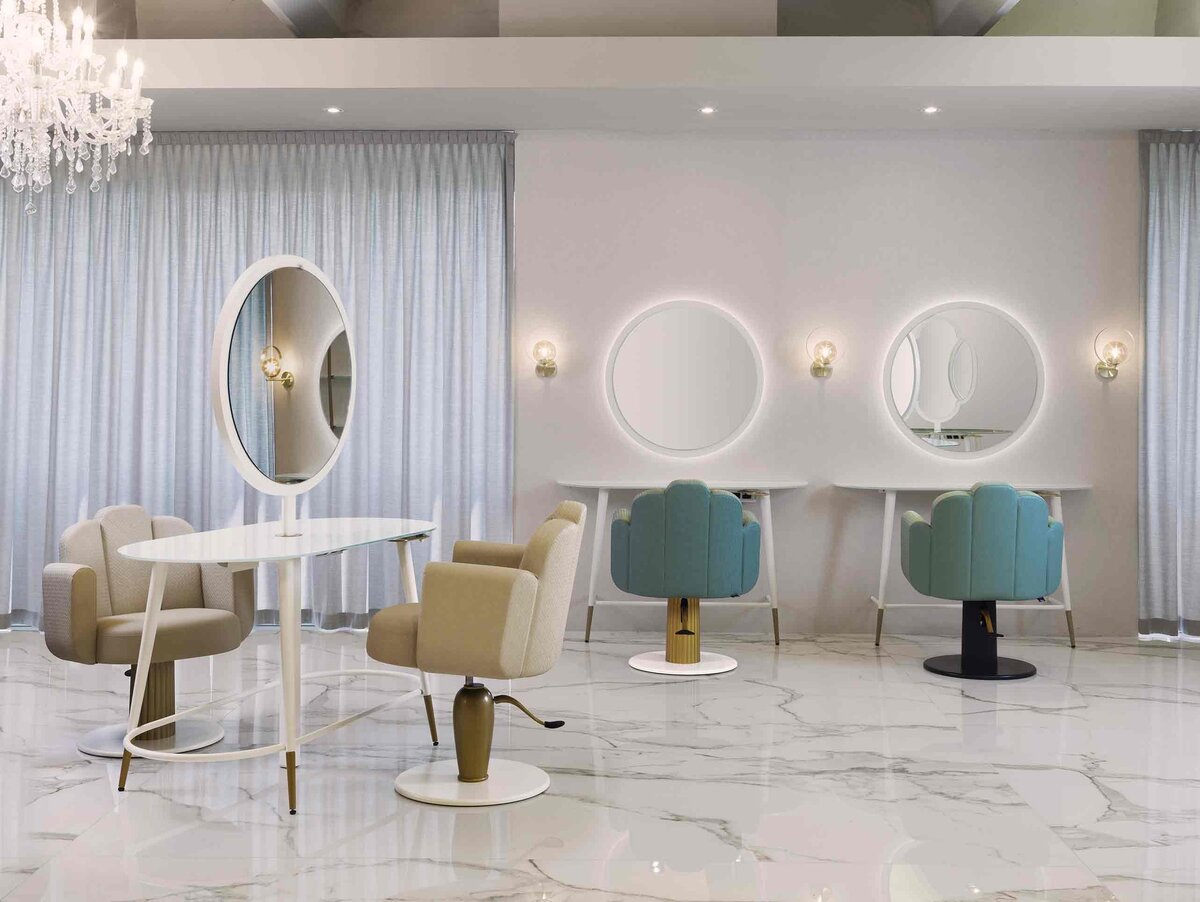 Коллекция парикмахерской мебели RUE MONTENAPOLEONE