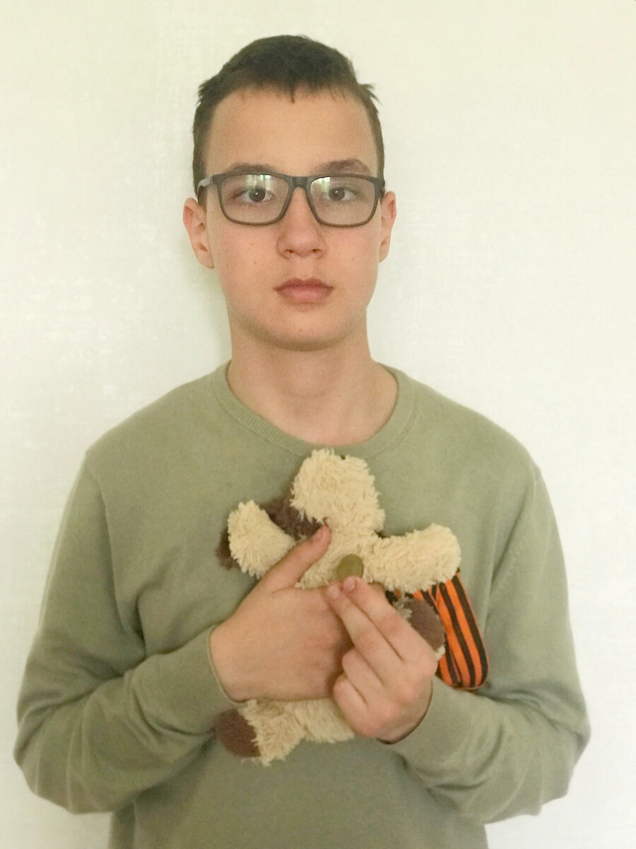 Володя со своими талисманами. А для чего они, читай  до конца