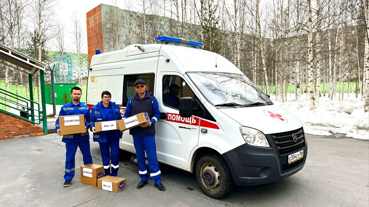    Нижневартовские врачи собрали коробки с гумпомощью для военнослужащих