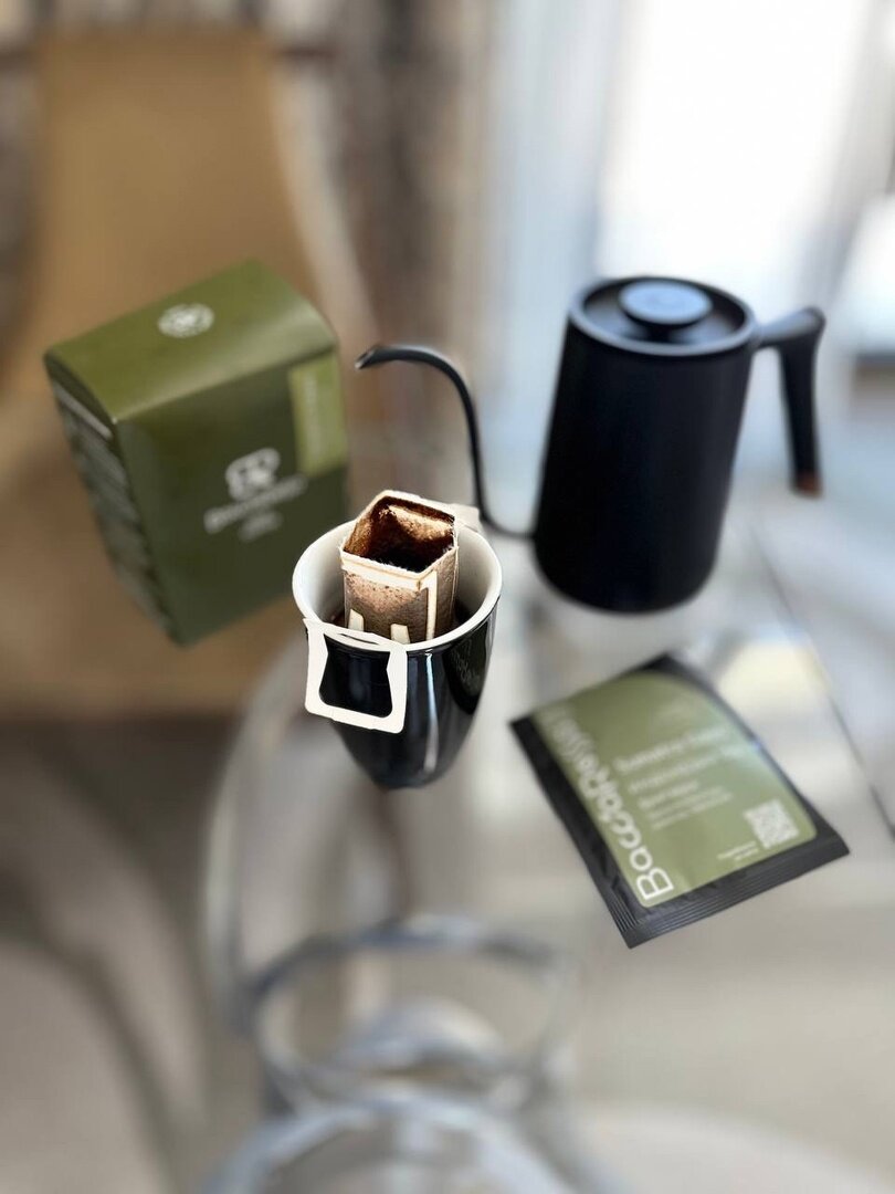 Дрип кофе очень удобен в использовании - вам понадобится только чашка и горячая вода