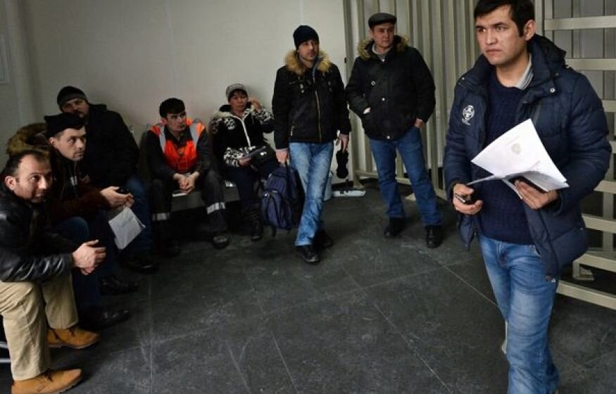    В России скандал: Сын мигранта обещал поставить на колени всех русских