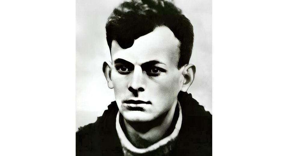    Булат Окуджава, 1944 год / Викимедиа