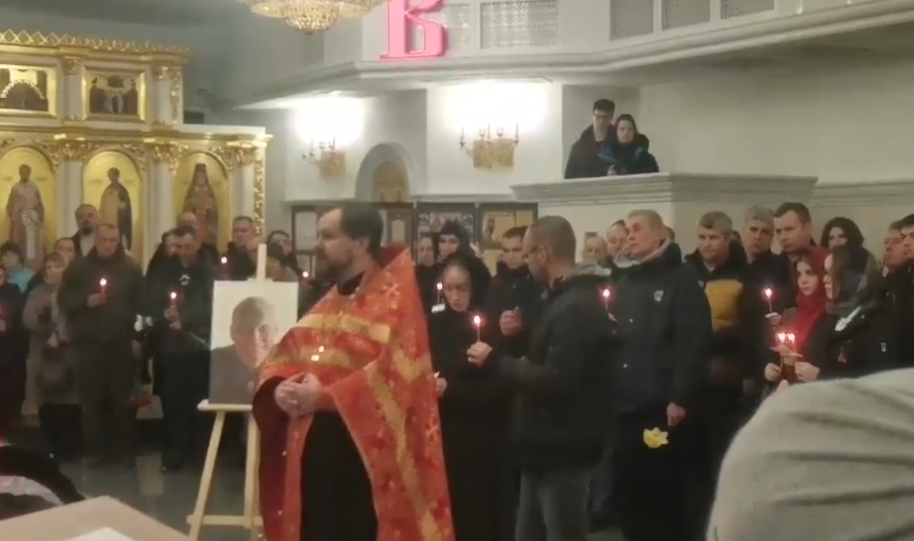 Так прощались с Древархом. 