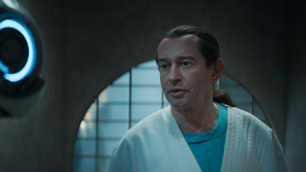 Константин Хабенский в роли папы Алисы... Вроде, получилось хорошо сыграть...