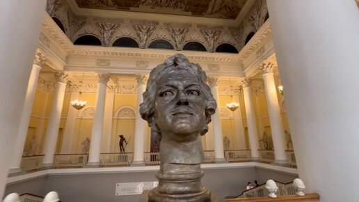 Русский музей в Петербурге. Начинаем осмотр первого этажа в Михайловском дворце